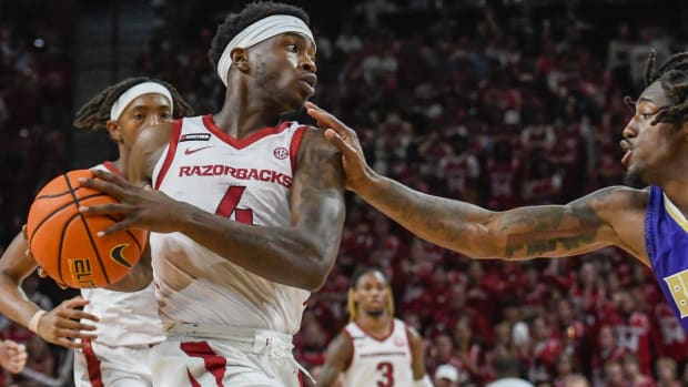 Razorbacks Davonte Davis against Alcorn State on Monday night